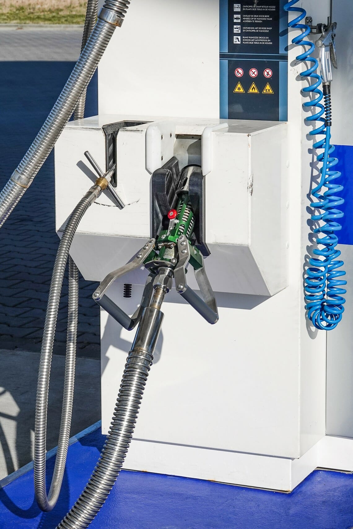 Mobile LNG Tankstelle: Einsatz und Aufbau | Flüssiggas1.de